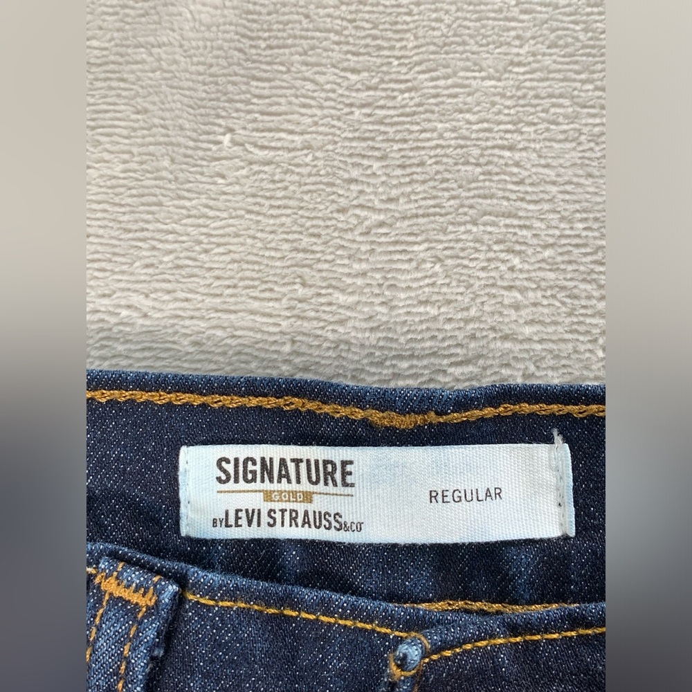 Levi's Dark Indigo Straight Jeans - Picture 16 of 16